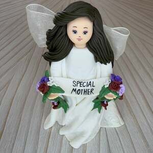 Kneeded Angels Special Mother Figurine